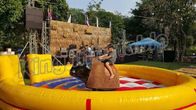 0.55 मिमी पीवीसी तिरपाल के साथ इलेक्ट्रिक बुल पर आउटडोर खेल का मैदान Inflatable बुल पूल की सवारी