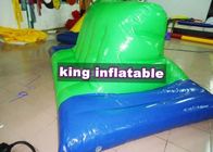 हरे और नीले पानी पार्क के लिए Inflatable पानी खिलौने / Inflatable साइड हॉर्स