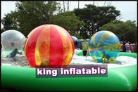 मनोरंजन पार्क के लिए 2 मीटर व्यास के साथ रंगीन पीवीसी Inflatable पानी की गेंद / पानी की गेंद