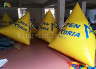 पीला रंग पानी के खेल खेल 2 * 2 * 2 एम Inflatable फ्लोटिंग बुओ