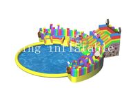 पूल के साथ डबल सिलाई Inflatable पानी पार्क खेल का मैदान विशाल स्लाइड
