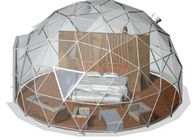 आउटडोर पारदर्शी 4 मीटर जियोडेसिक गुंबद तम्बू बबल कैंपिंग स्टेंट स्टार्स स्टील पाइप के एक दृश्य के साथ