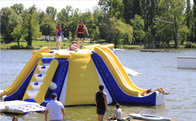 ग्रीष्मकालीन 0.9 मिमी पीवीसी तिरपाल Inflatable जल बाधा