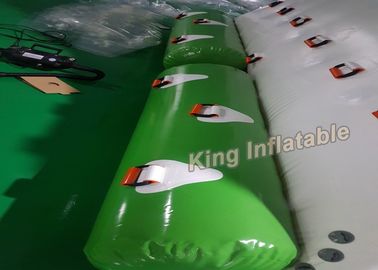 विशाल सफेद 0.9 मिमी पीवीसी Inflatable पानी खिलौना कमाल Inflatable अस्थायी हिमखंड
