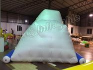 पानी पार्क के लिए पीवीसी तिरपाल विशालकाय सफेद Inflatable पानी खिलौना / Inflatable हिमखंड