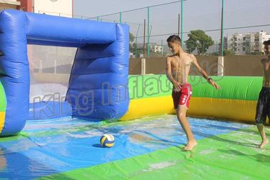 बिक्री के लिए विशालकाय साबुन जल फुटबॉल मैदान Inflatable फ़ुटबॉल फ़ील्ड