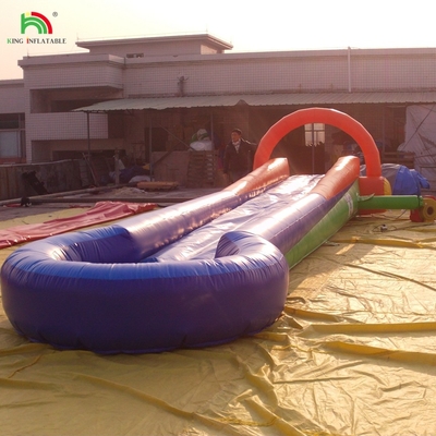 एक लेन स्लिप एन स्लाइड सॉफ्ट मैट के साथ वाटर स्लाइड