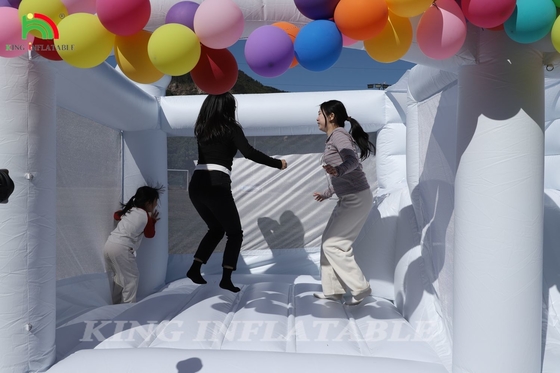 13x13x10 फीट वाणिज्यिक सफेद उछाल घर बड़े जंपर उछाल inflatable बच्चों के लिए महल स्लाइड और गेंद गड्ढे के साथ वयस्कों