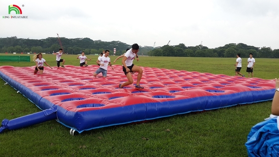 प्रतिस्पर्धात्मक चैलेंज Inflatable Bounce Obstacle Course पीवीसी गद्दा रनिंग Inflatable Course Event के लिए उपकरण