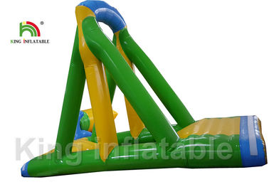 रोमांचक शैली ब्लू Inflatable पानी पार्क / वयस्क खेल का मैदान उपकरण