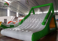 बच्चों के लिए कस्टम आउटडोर 5 x 2.5 x 2.5 मीटर पीवीसी Inflatable समुद्र फ्लोटिंग स्लाइड
