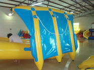 3 - 6 व्यक्ति एक्वा खेलों के लिए रोमांचक पीवीसी Inflatable फ्लाई मत्स्य पालन नाव केला आकार