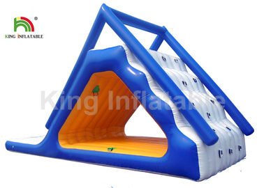सीई / उल 0.9 मिमी पीवीसी तिरपाल वयस्कों के लिए टिकाऊ Inflatable पानी खिलौना फ्लोटिंग स्लाइड