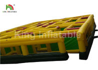 किराया के लिए 15 * 15 मीटर पीला Inflatable बाधा कोर्स विशाल लेजर भूलभुलैया आउटडोर खेल