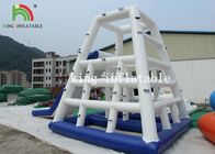 स्लाइड के साथ सफेद / नीली गर्मी सील Inflatable पानी खिलौना / एक्वा पीवीसी चढ़ाई टॉवर