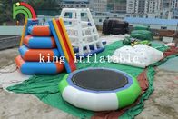 कस्टम पीवीसी अस्थायी Inflatable पानी खिलौना / धातु फ्रेम लोचदार पानी Trampoline
