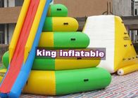 रंगीन Inflatable पानी पार्क कॉम्बो पानी टॉवर स्लाइड और हिमखंड, चढ़ो एन स्लाइड