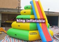 रंगीन Inflatable पानी पार्क कॉम्बो पानी टॉवर स्लाइड और हिमखंड, चढ़ो एन स्लाइड