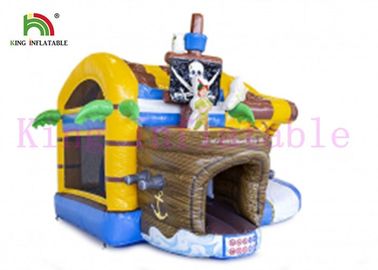 वयस्कों और बच्चों के लिए कस्टम 0.55 मिमी पीवीसी समुद्री डाकू Inflatable कूदते महल OEM रंग