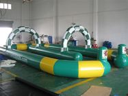 अनुकूलित 0.65 मीटर Inflatable खेल खेल रेसट्रैक खेल का मैदान स्व-स्टैंड