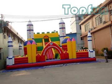 रॉकेट लॉन्च सेंटर जंपिंग कैसल 10 मीटर x 10 मीटर मनोरंजन पार्क के लिए अनुकूलित