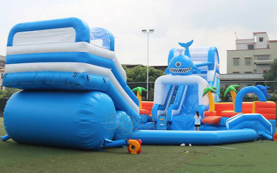Inflatable ग्रीष्मकालीन शार्क थीम वाटर पार्क खेल का मैदान डिजिटल प्रिंटिंग